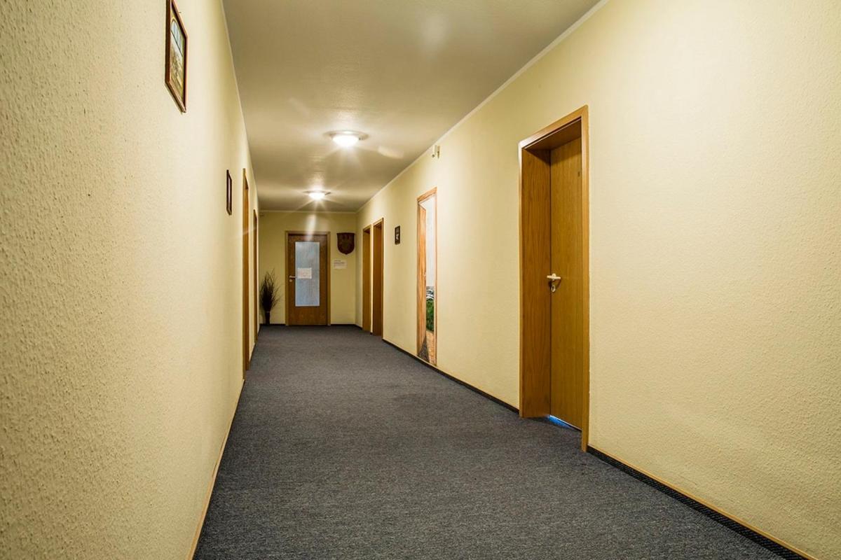 Logia Hotel garni Neuharlingersiel Esterno foto
