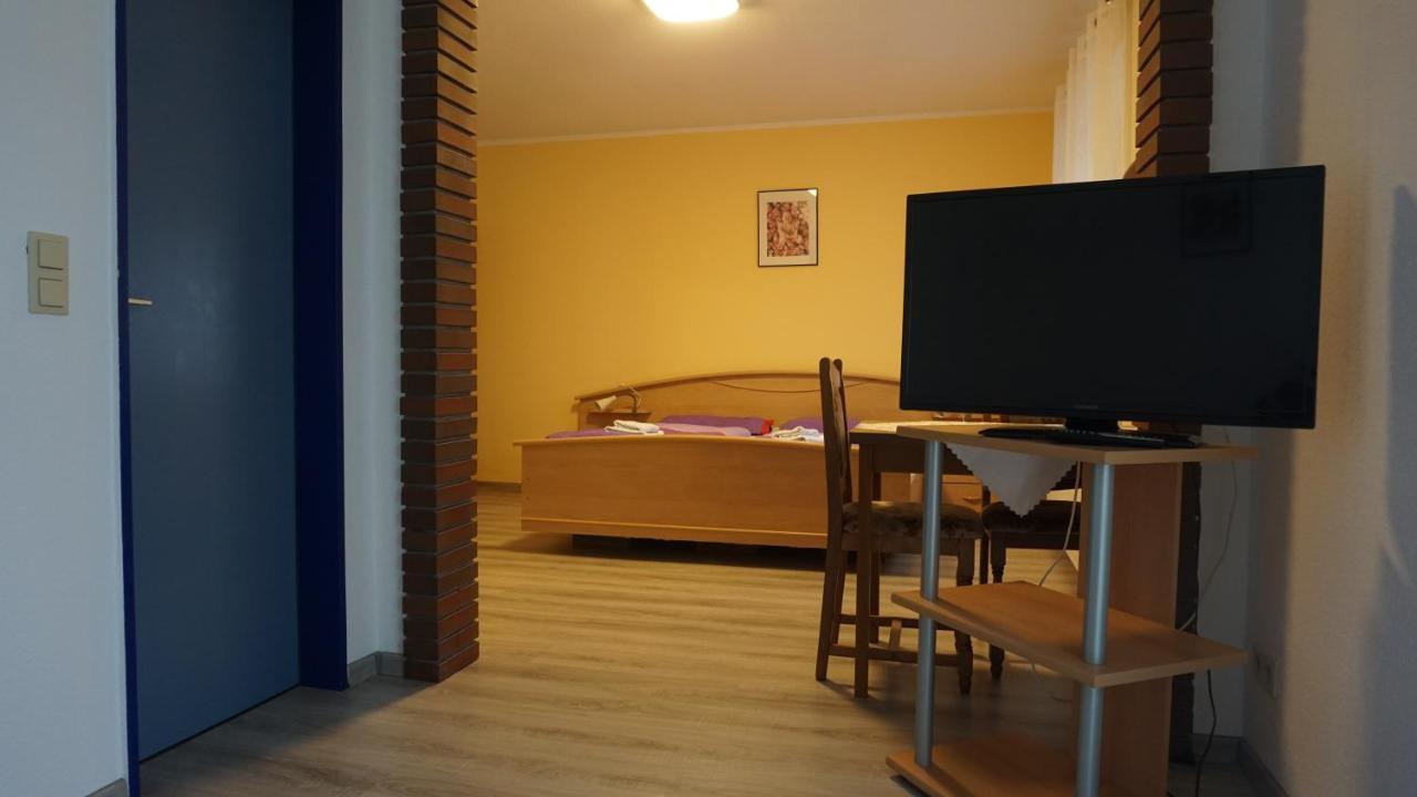 Logia Hotel garni Neuharlingersiel Esterno foto