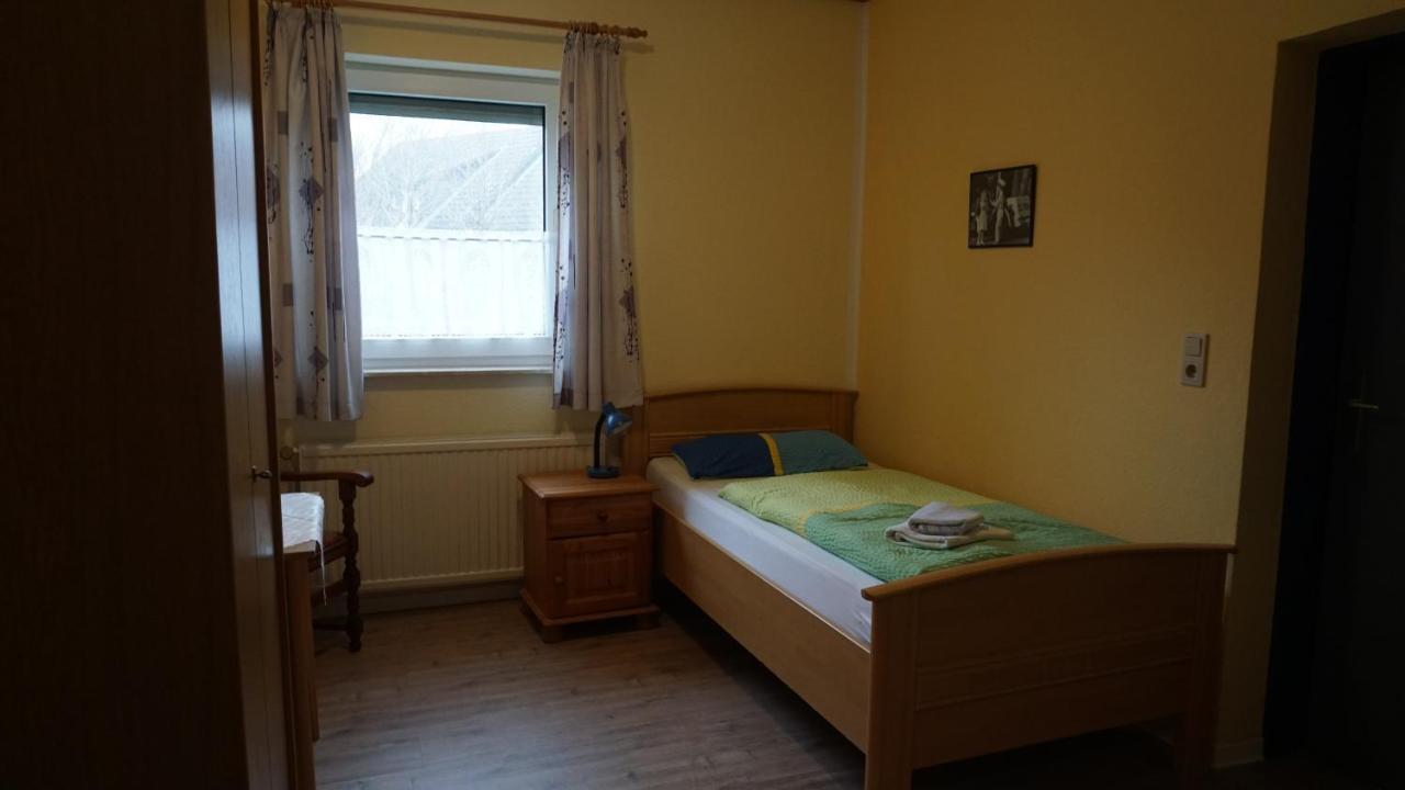 Logia Hotel garni Neuharlingersiel Esterno foto